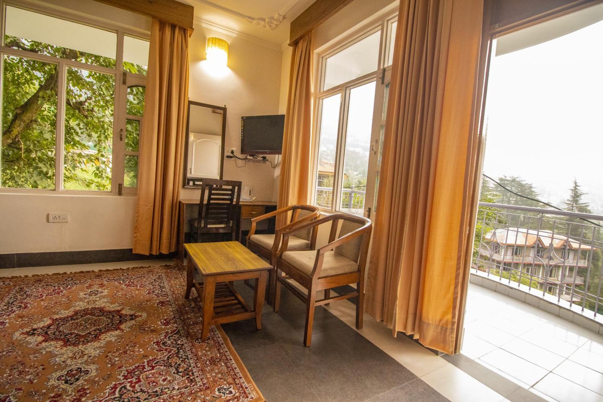 Wow Stayz2 Hotel The Lodge Dharamshala Exterior photo