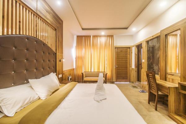 Wow Stayz2 Hotel The Lodge Dharamshala Exterior photo