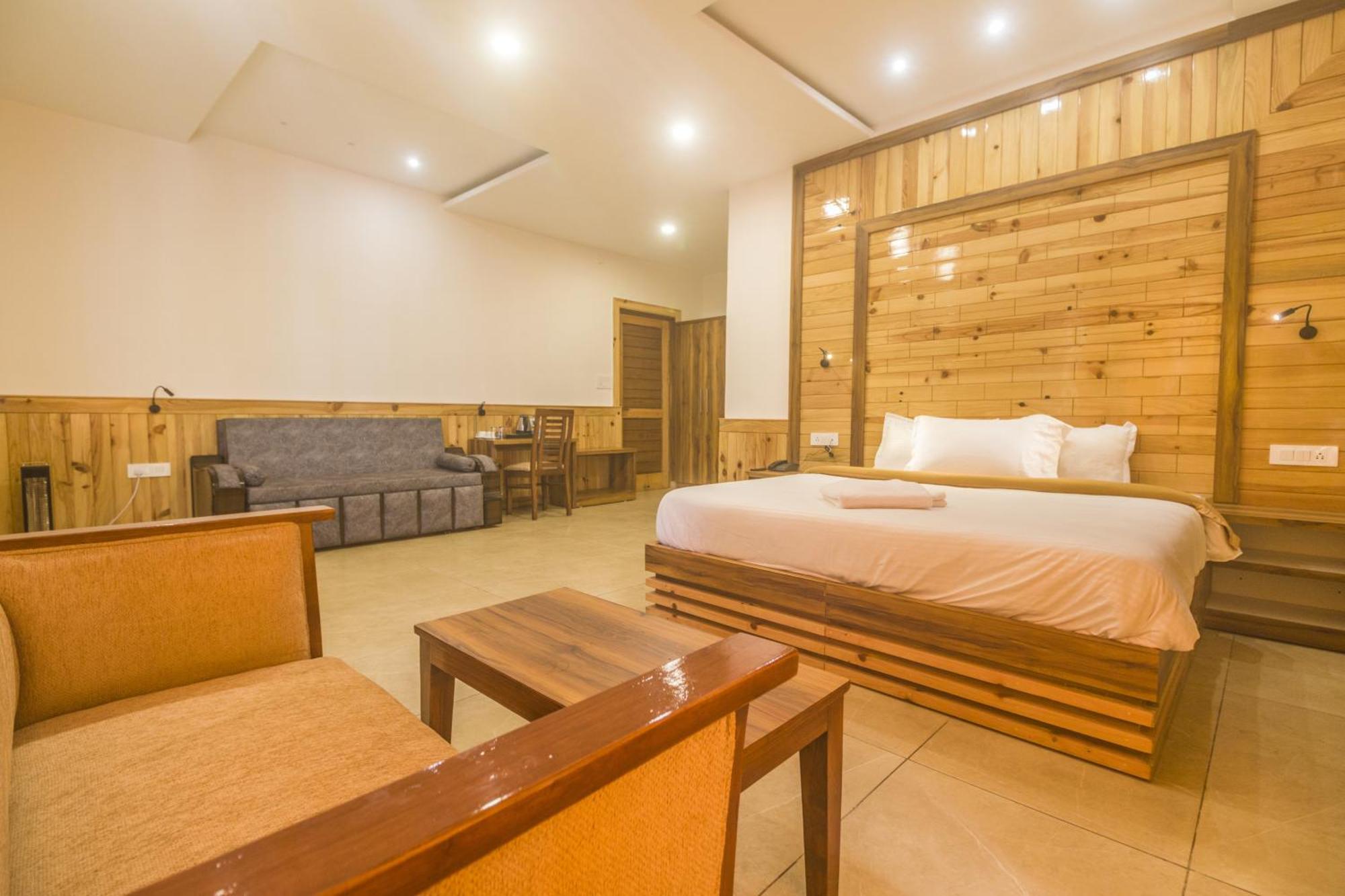 Wow Stayz2 Hotel The Lodge Dharamshala Exterior photo